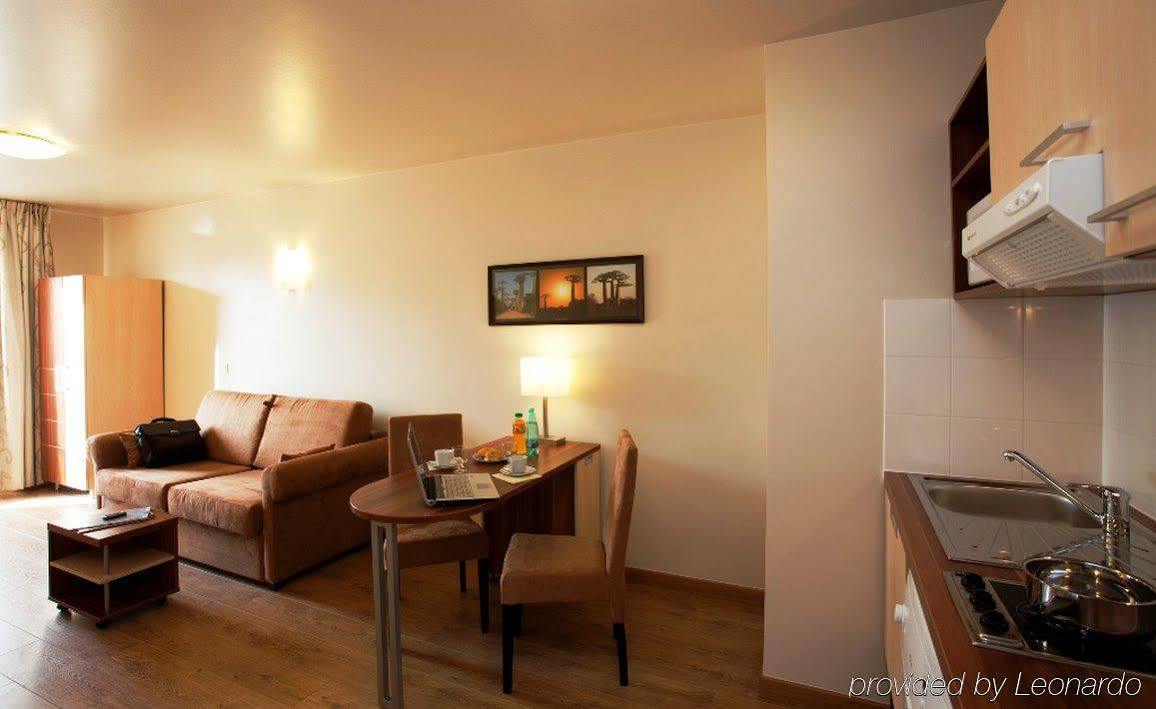 Villa Val Senart 1Ere Avenue Quincy-sous-Sénart 객실 사진
